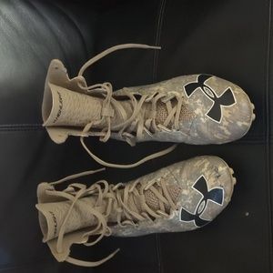 Under Armour Highlight Desert Camo limited edition Army cleats